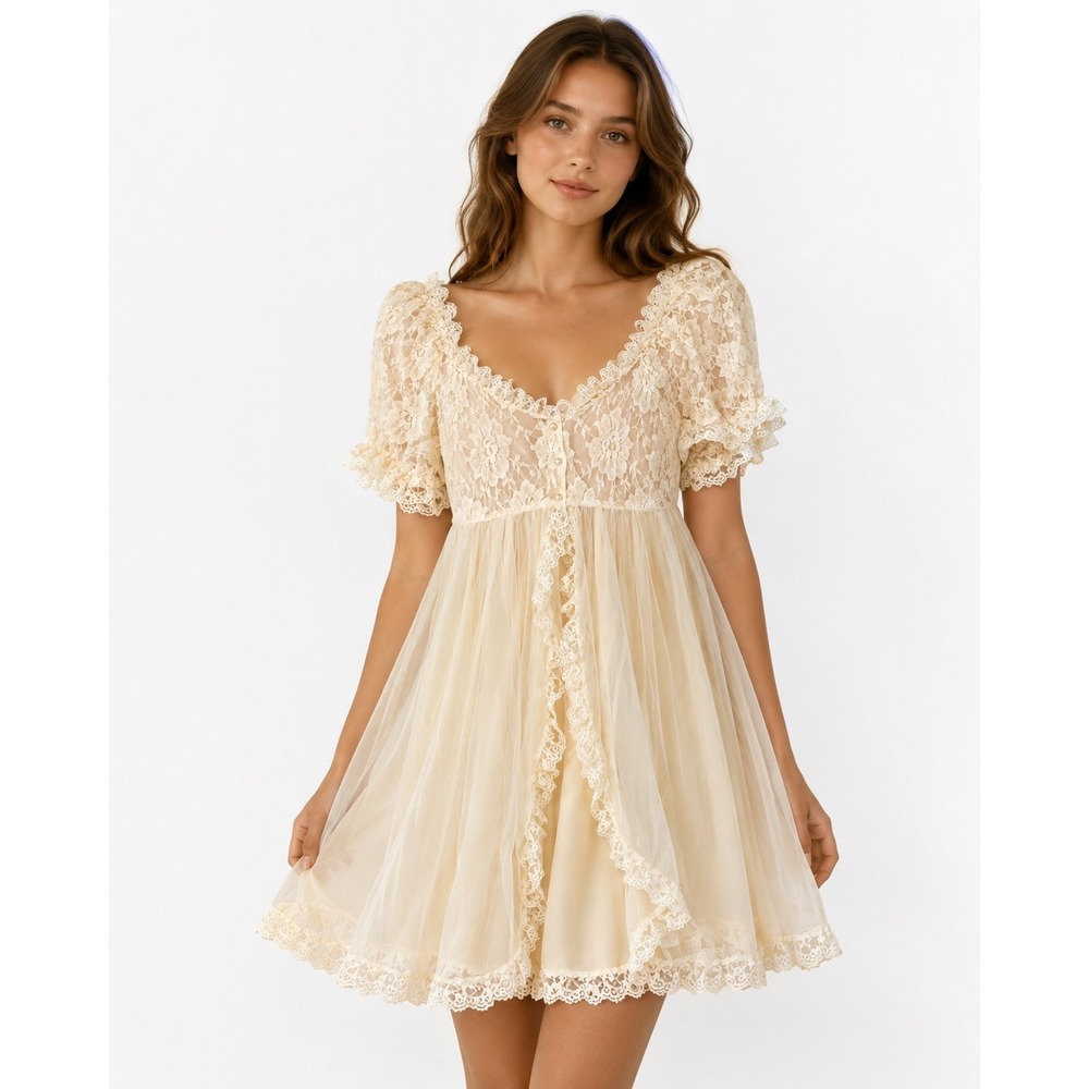 Vintage Tosca Lingerie Cream Lace Nylon Nightgown and Robe Set Style 4402 Medium